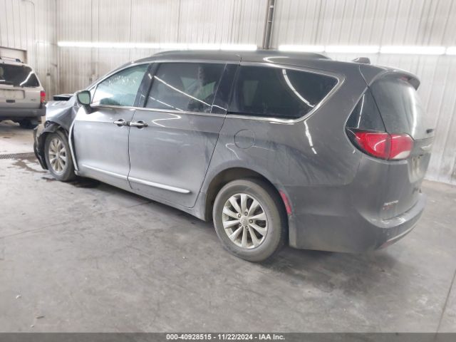 2C4RC1BG9HR614710 Chrysler Pacifica Touring-l