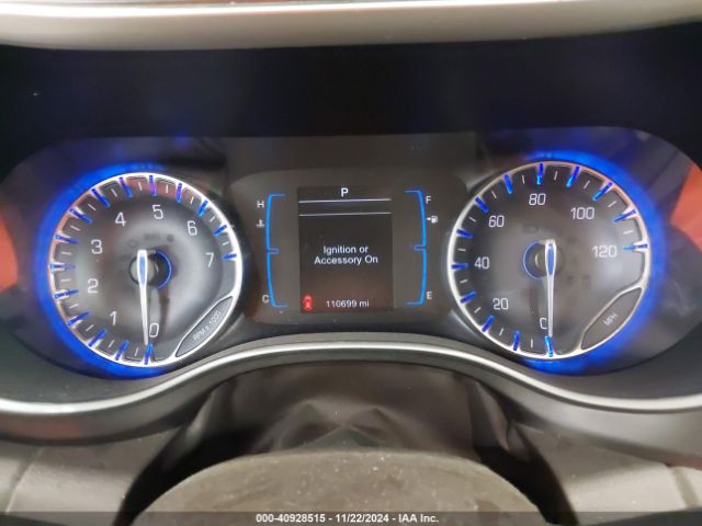 2C4RC1BG9HR614710 Chrysler Pacifica Touring-l