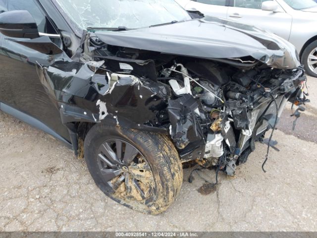5N1DR3BA0NC238768 Nissan Pathfinder Sv 2wd
