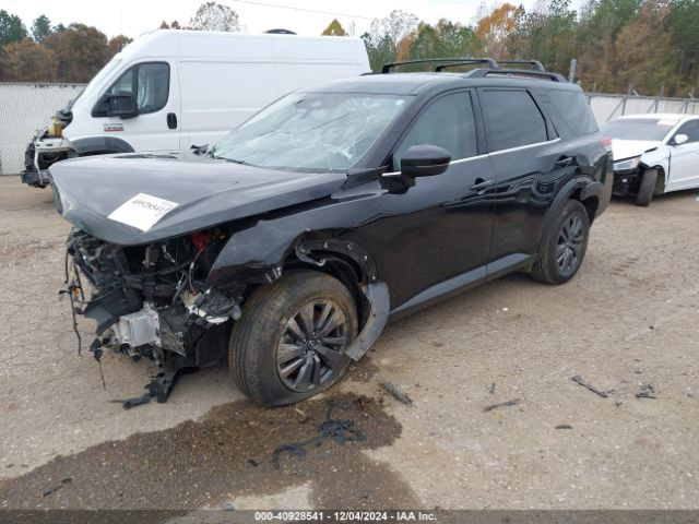5N1DR3BA0NC238768 Nissan Pathfinder Sv 2wd