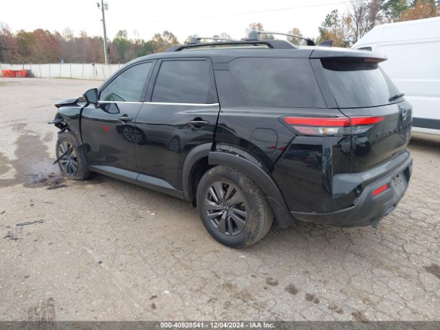 5N1DR3BA0NC238768 Nissan Pathfinder Sv 2wd