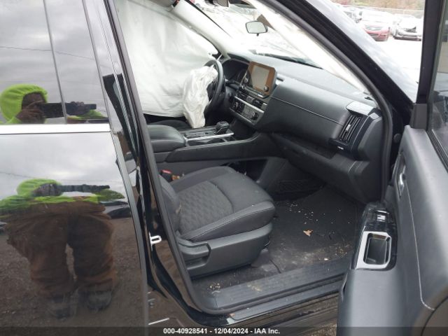 5N1DR3BA0NC238768 Nissan Pathfinder Sv 2wd