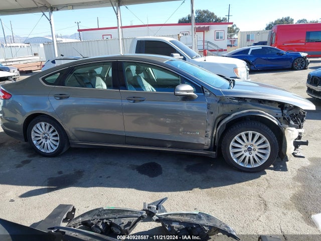 Ford Fusion Hybrid Se 2014 3FA6P0LU1ER241650 Image 14