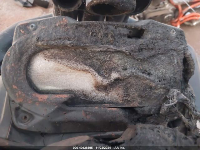 2020 CAN-AM OUTLANDER 3JBLXAX21LJ000021 Photo 6