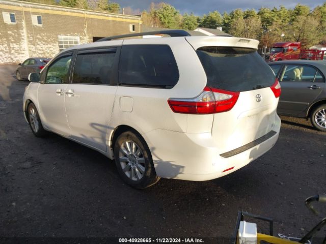 5TDDK3DCXFS107208 Toyota Sienna Xle/limited