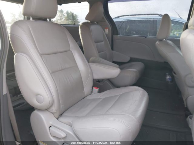 5TDDK3DCXFS107208 Toyota Sienna Xle/limited