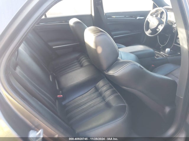 Chrysler 300 300s 2019 2C3CCABG4KH562930 Image 8