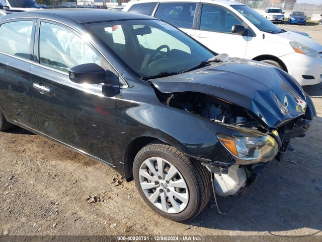 Nissan SENTRA S 2018 3N1AB7AP3JY339641 Image 1