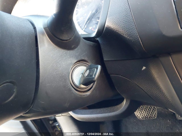 Nissan SENTRA S 2018 3N1AB7AP3JY339641 Image 11