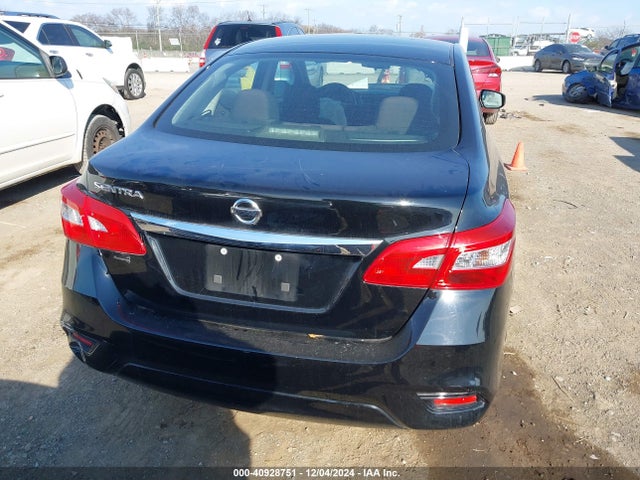 Nissan SENTRA S 2018 3N1AB7AP3JY339641 Image 16