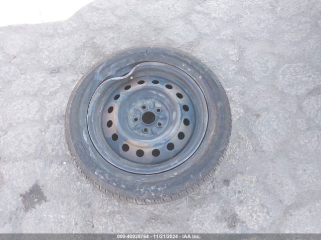 5YFBURHE9HP621627 Toyota COROLLA LE