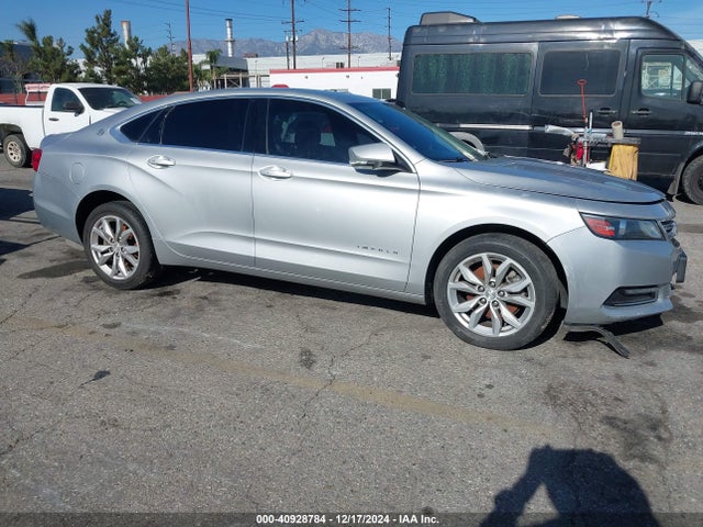 Chevrolet IMPALA 1LT 2018 2G1105S32J9109147 Image 13