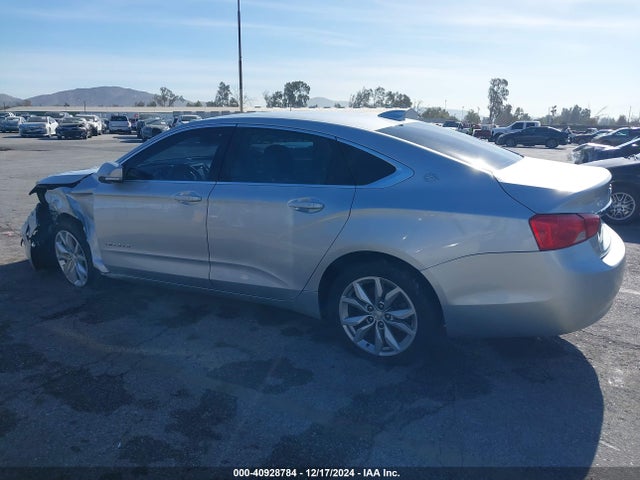 Chevrolet IMPALA 1LT 2018 2G1105S32J9109147 Image 14