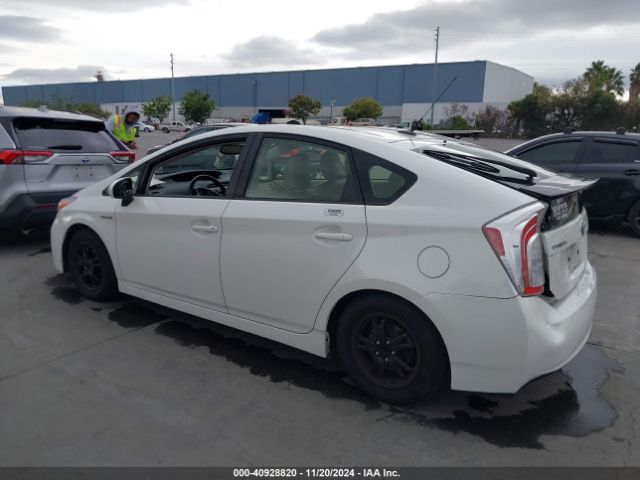 JTDKN3DU5E0386592 Toyota Prius Four