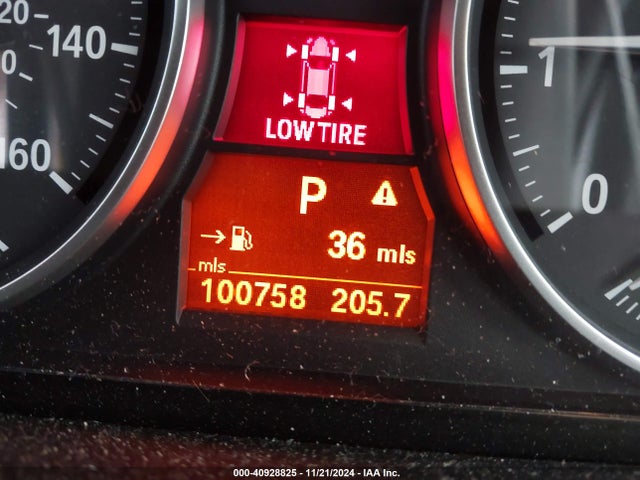 BMW X1 Xdrive28i 2014 WBAVL1C5XEVY11130 Image 16