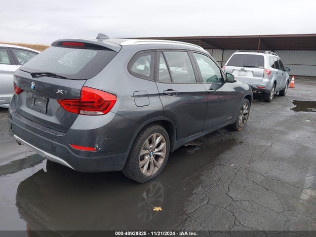 BMW X1 Xdrive28i 2014 WBAVL1C5XEVY11130 Image 4