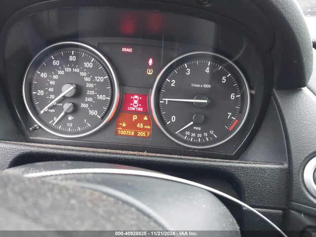 BMW X1 Xdrive28i 2014 WBAVL1C5XEVY11130 Image 7