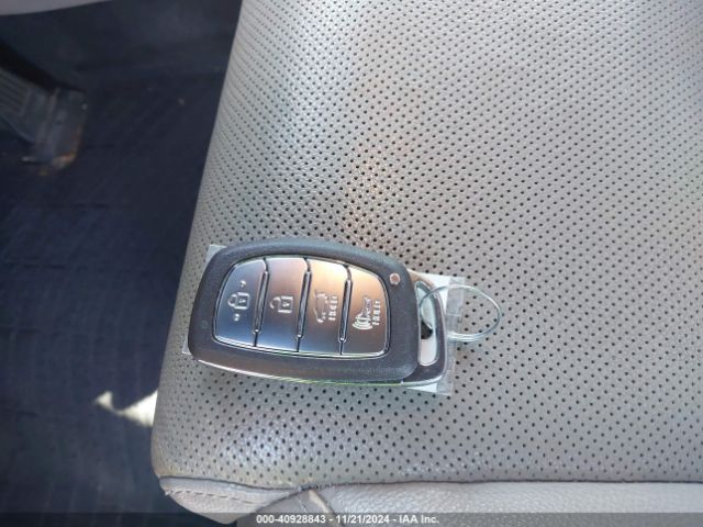 KM8J3CA25HU376318 Hyundai Tucson Limited