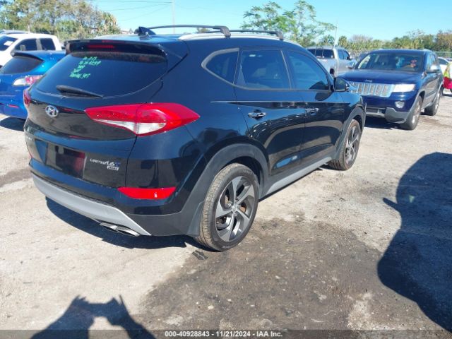 KM8J3CA25HU376318 Hyundai Tucson Limited
