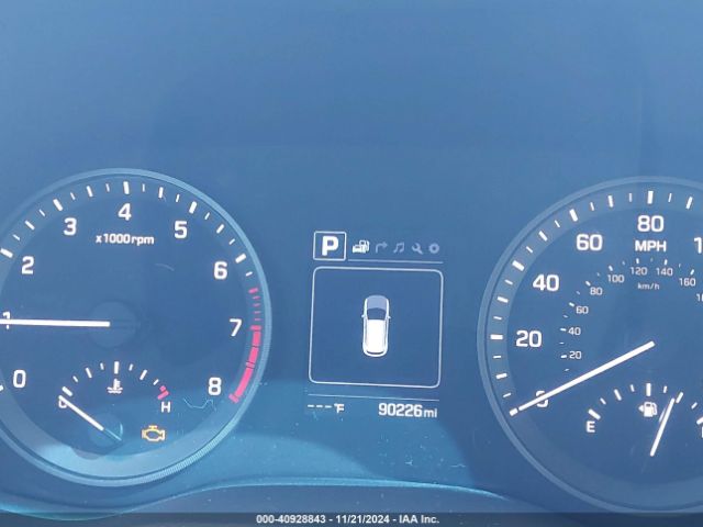 KM8J3CA25HU376318 Hyundai Tucson Limited