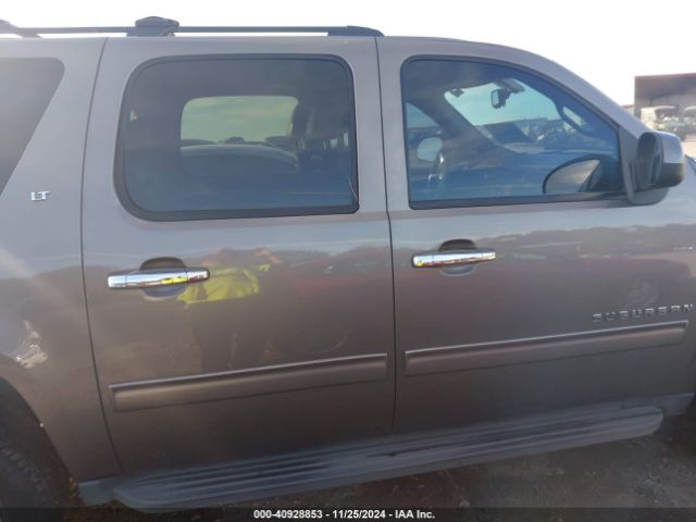 1GNSKJE74ER144028 Chevrolet Suburban 1500 Lt