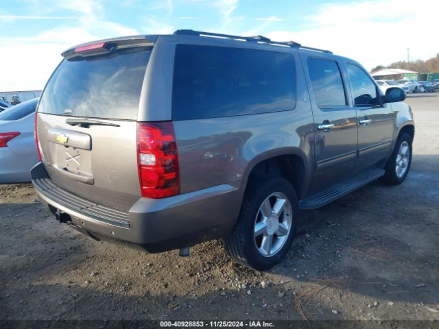 1GNSKJE74ER144028 Chevrolet Suburban 1500 Lt