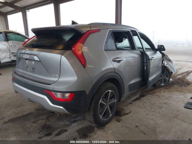 KNDCR3LE8P5061363 KIA NIRO EX