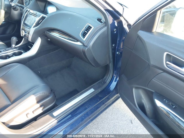 Aukcja sprzedaży 2018 Acura Tlx, vin: 19UUB1F38JA005561, numer aukcji: 40929019