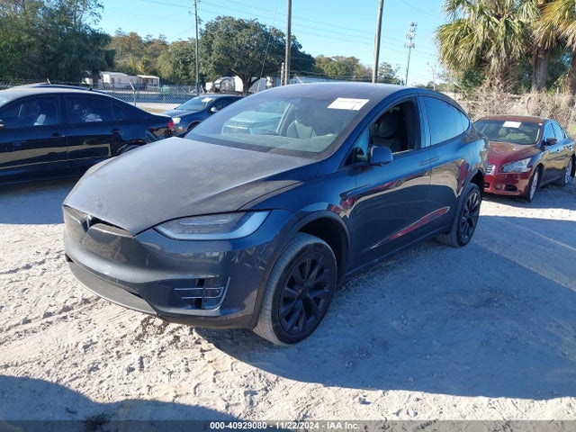 2018 TESLA MODEL X 5YJXCAE23JF126099 Photo 1