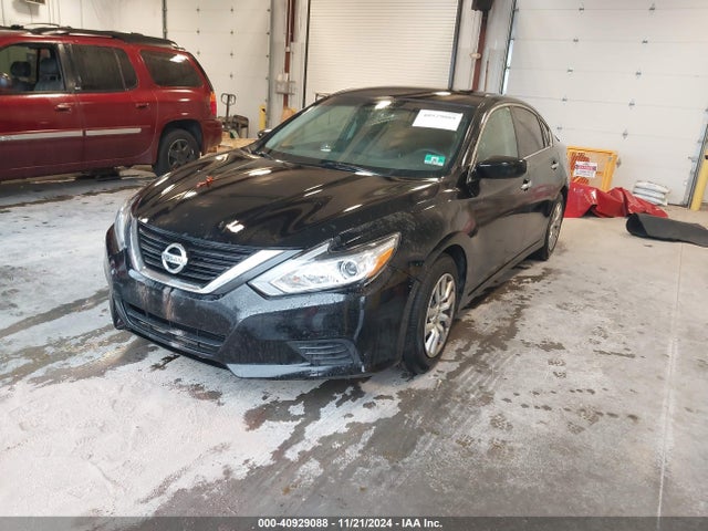 Nissan Altima 2.5 S 2018 1N4AL3AP9JC131233 Image 2