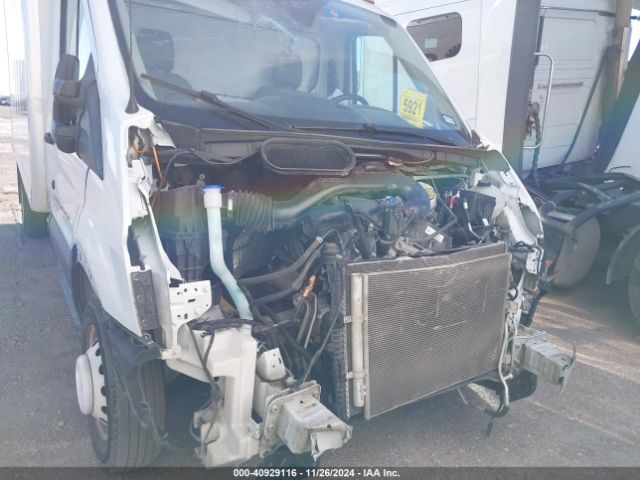 1FDBF8ZMXHKB48549 Ford Transit-350 Cab