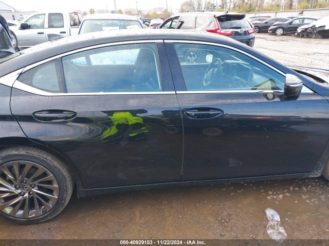 Lexus Es 300h Ultra Luxury 2024 58AFA1C15RU040103 Image 14