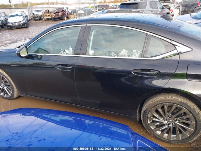 Lexus Es 300h Ultra Luxury 2024 58AFA1C15RU040103 Image 15