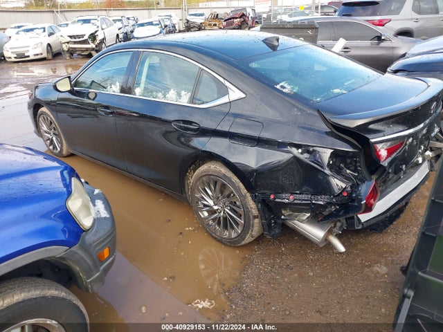 Lexus Es 300h Ultra Luxury 2024 58AFA1C15RU040103 Image 3