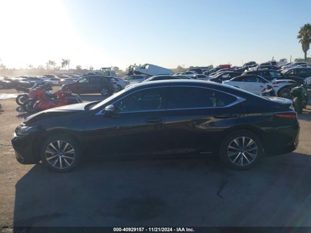 58ACA1C16MU012712 Lexus ES 300H