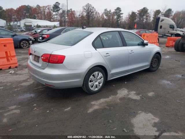 3VWD17AJ0EM221209 Volkswagen Jetta 1.8t Se