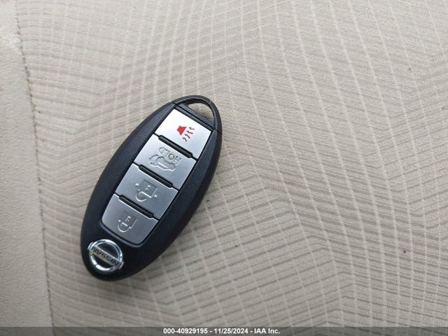 Nissan ROGUE SV 2016 5N1AT2MV4GC917556 Image 11