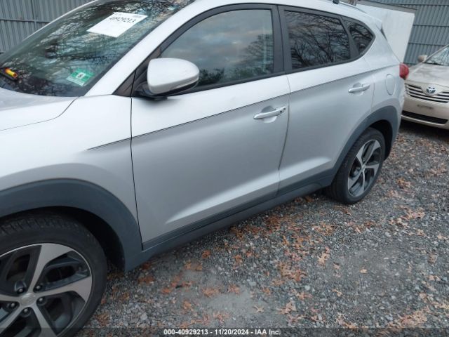 KM8J3CA26GU242528 Hyundai Tucson Sport