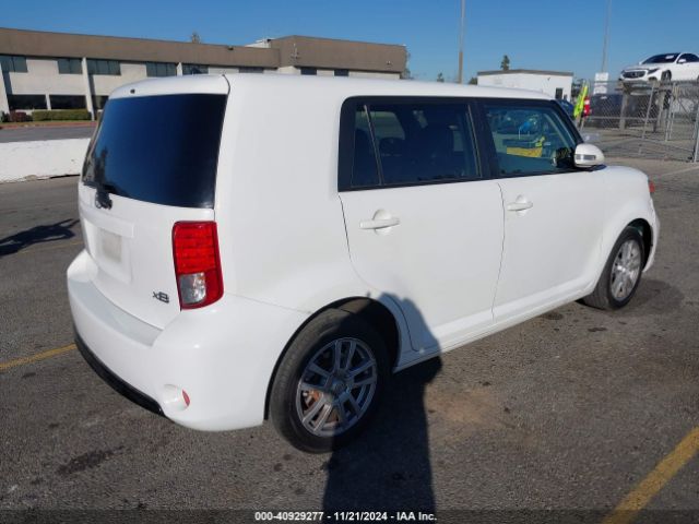 JTLZE4FE8EJ053120 Scion XB