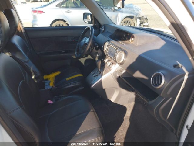JTLZE4FE8EJ053120 Scion XB