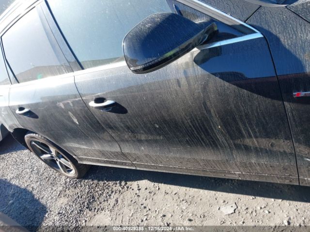 WA1D7AFP5HA038234 Audi Q5 3.0t Premium Plus