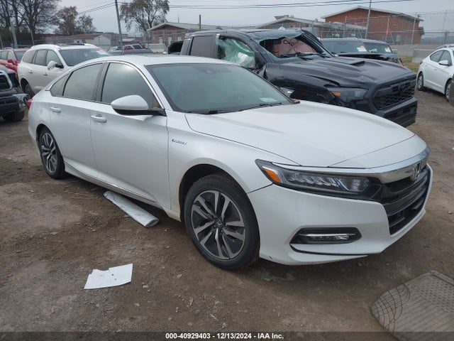 2019 1HGCV3F40KA013887 main image