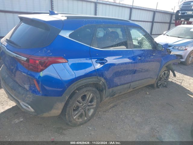 KNDEU2AA1N7238063 KIA SELTOS S