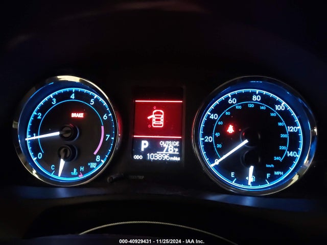 Toyota COROLLA LE 2017 5YFBURHE8HP665067 Image 7