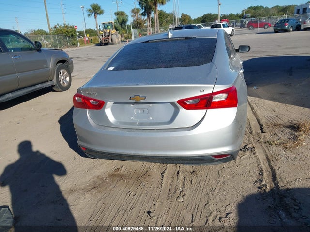 Chevrolet MALIBU LT 2018 1G1ZD5STXJF249378 Image 16