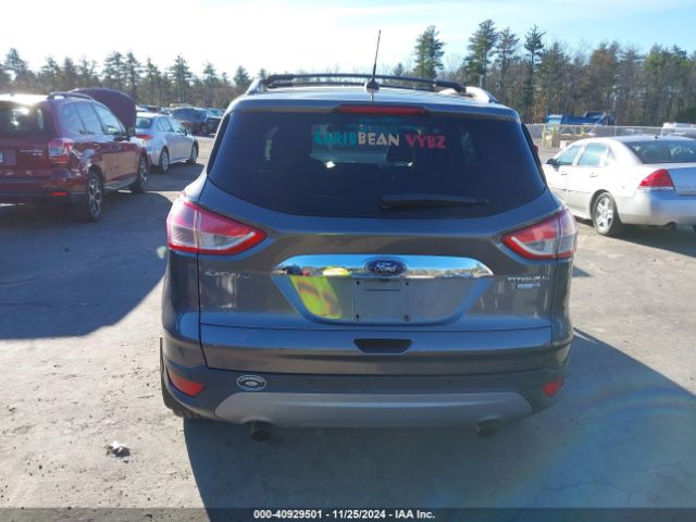 1FMCU9J91EUE44910 Ford Escape Titanium