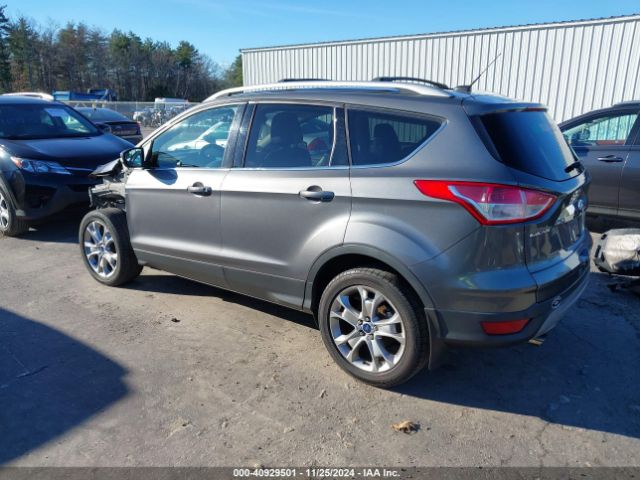 1FMCU9J91EUE44910 Ford Escape Titanium