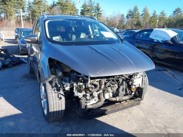 1FMCU9J91EUE44910 Ford Escape Titanium