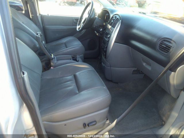 2006 CHRYSLER TOWN & COUNTRY 2A4GP54L06R845287 Photo 4