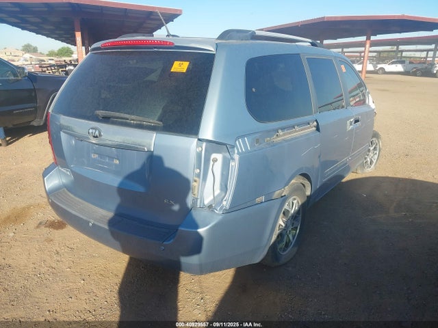 KIA Sedona 2014 KNDMH4C73E6587647 Image 4